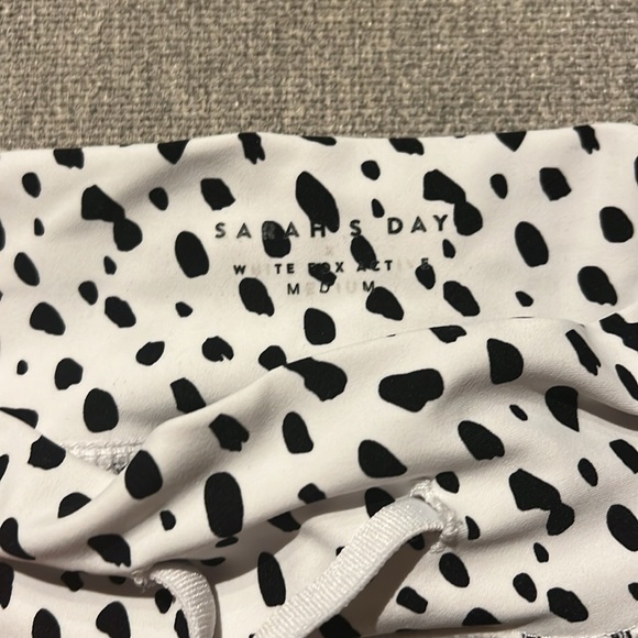 Sarah’s day white fox active collaboration - Picture 2 of 5